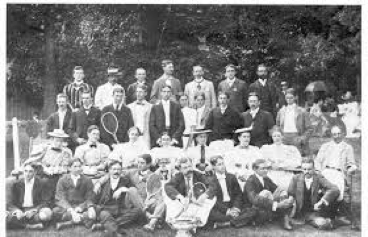 Plate 3. Tennis players at Niagara-on-the-Lake (1896)