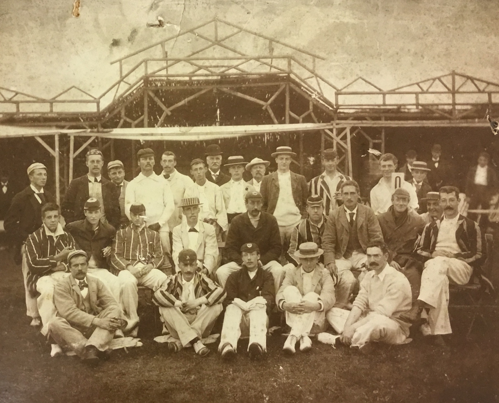 A group photo of the Gentlemen of Worcestershire and the ‘All Holland’ team in Heemstede, 1895. Source- Nationaal Archief, Den Haag, 2.19.125 KNCB Archive, Document Folder 1105